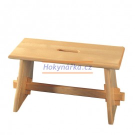 Stolička nízká dřevěná lak masiv smrk